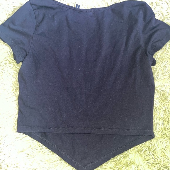 Square neck triangle top - Picture 3 of 3